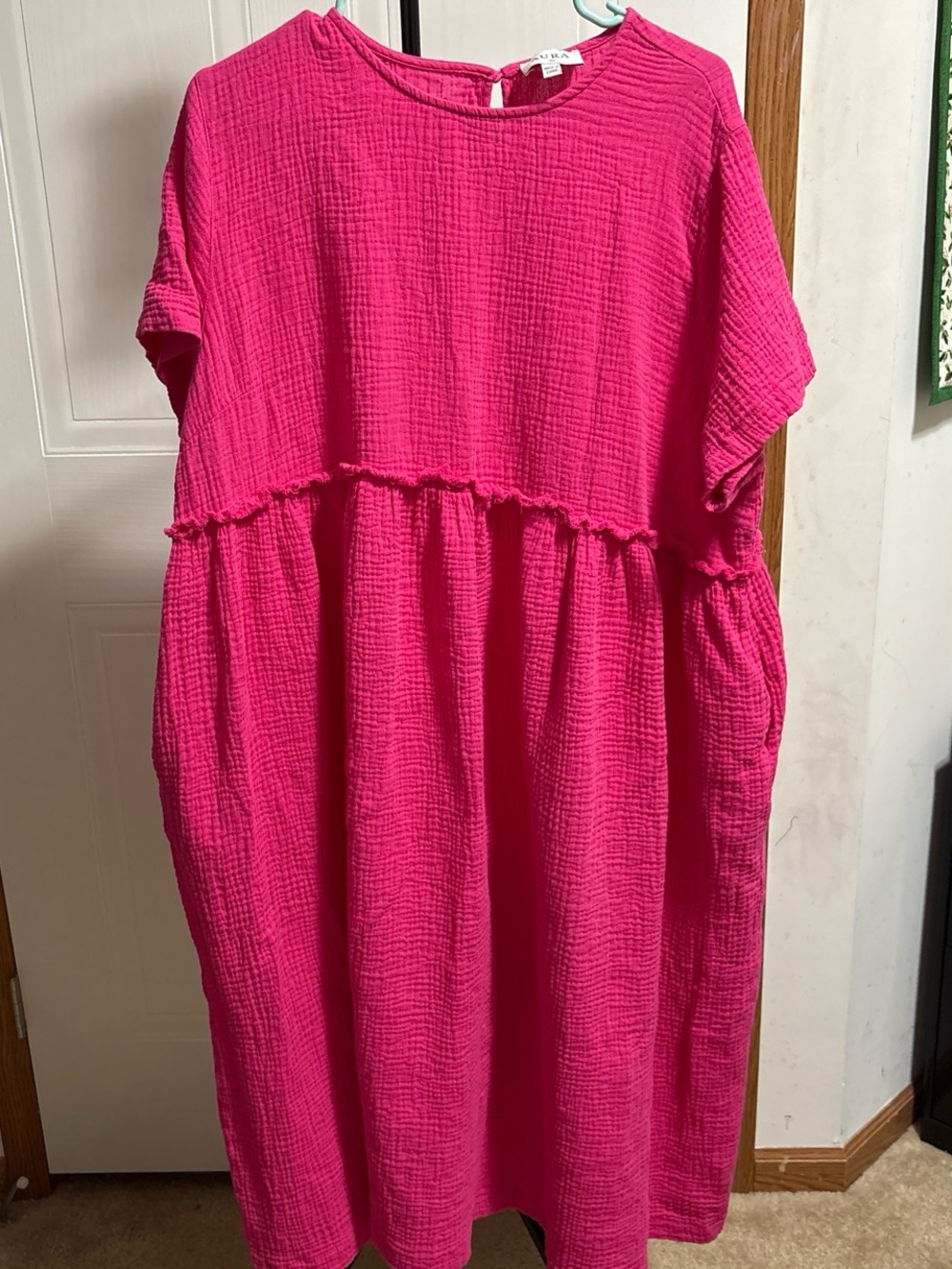Aura Vibrant Pink Textured Gauze Top